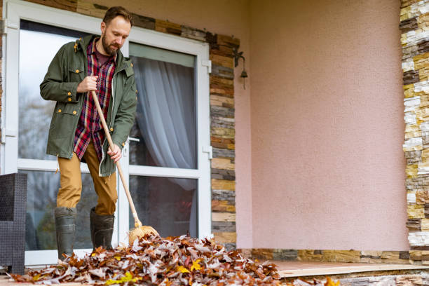 Best Yard Waste Removal  in University, FL